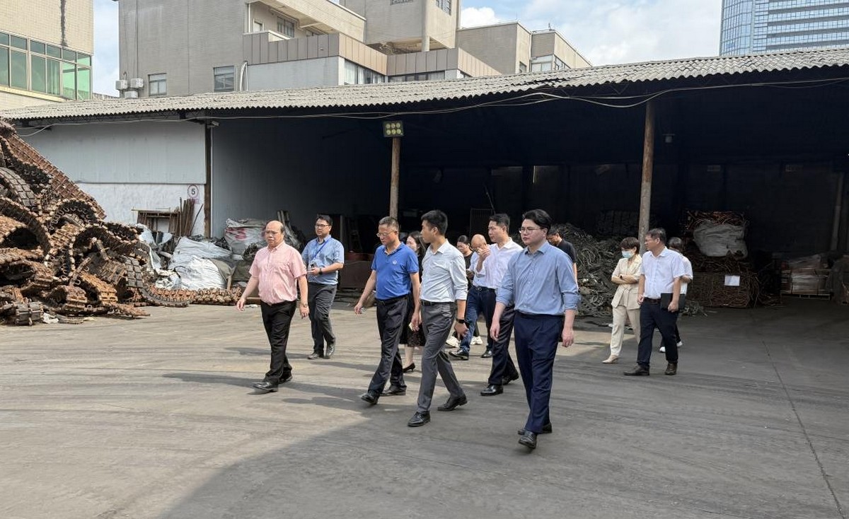 高明区区委区府办、佛山新基础工业集团来访我司调研